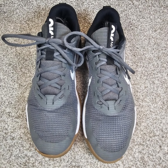 Nike Men's Air Max Alpha Trainer Size 10 Black, Gray, White - Picture 3 of 14